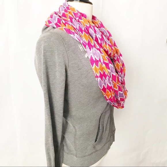 Charming Charlie Knit Infinity Scarf - Picture 4 of 7